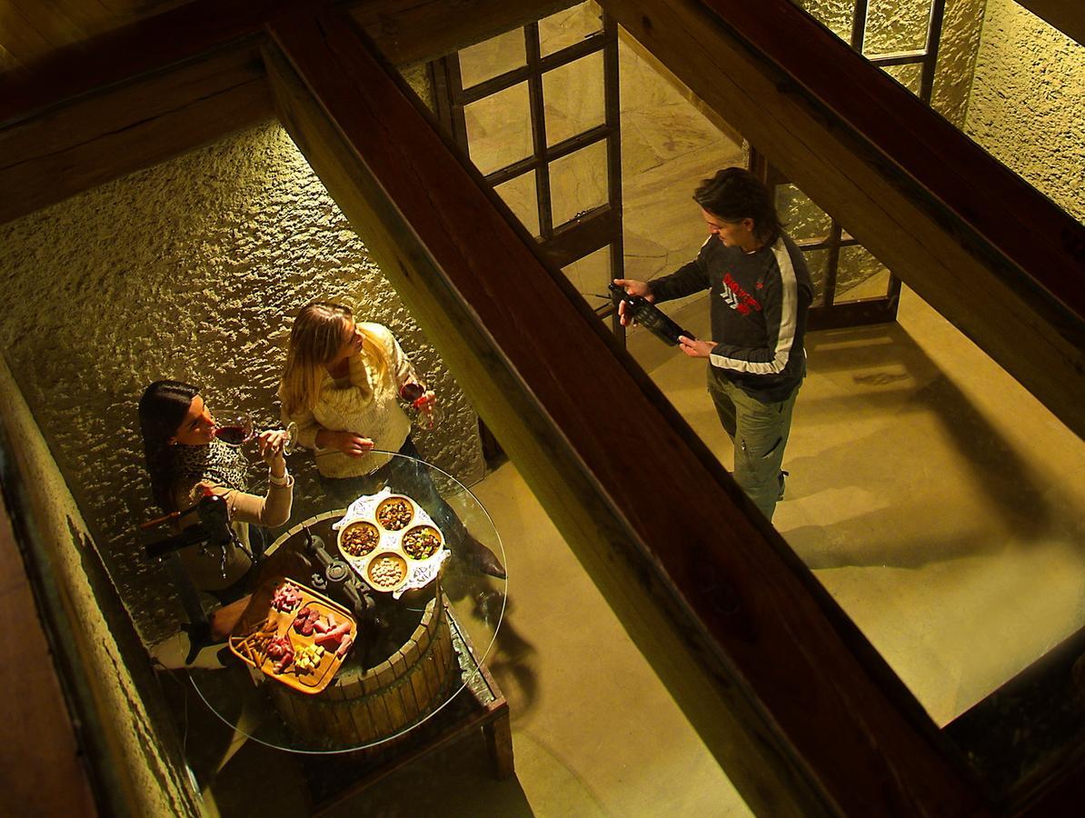 Alpasion Lodge ตูนูยัน ภายนอก รูปภาพ